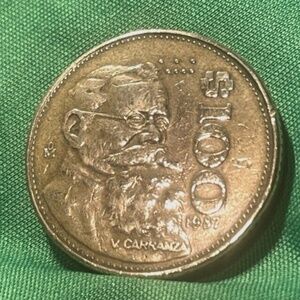 MEXICO 1987 Rare $100 PESO "V. Carranza" Vintage Kim Mexican Coin